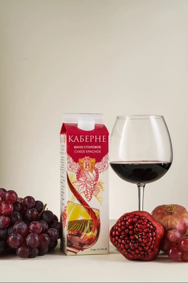 Вино Каберне  красное сухое ПЮР ПАК  Виноградное СХП 1000 мл
