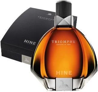 Коньяк Hine Triomphe  crystal decanter in a gift box  Хайн Триомф  хрустальный графин в подарочной упаковке  700 мл
