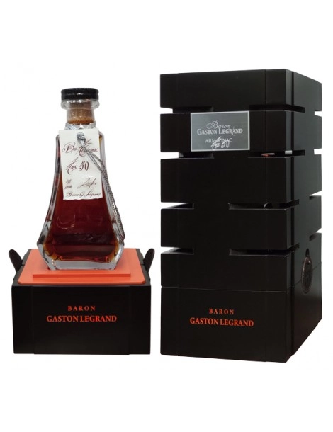 Арманьяк Baron G. Legrand Bas Armagnac 50 ans gift box 700 мл
