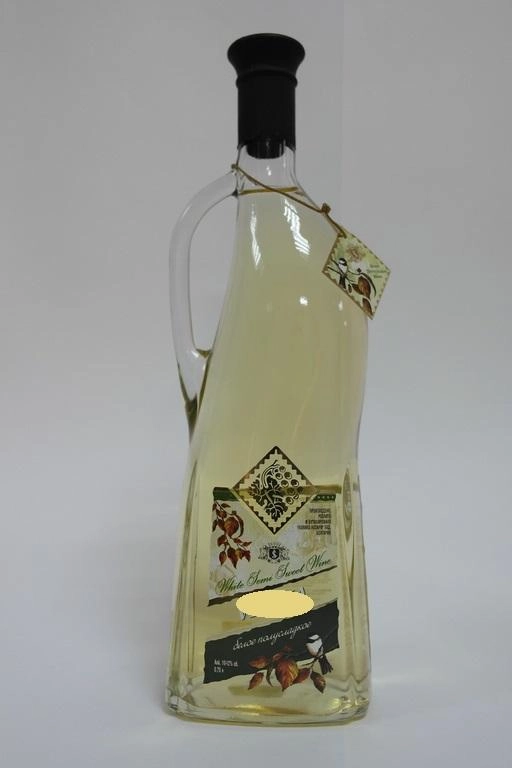 Вино столовое Эллада Мускат белое полусладкое 750 мл