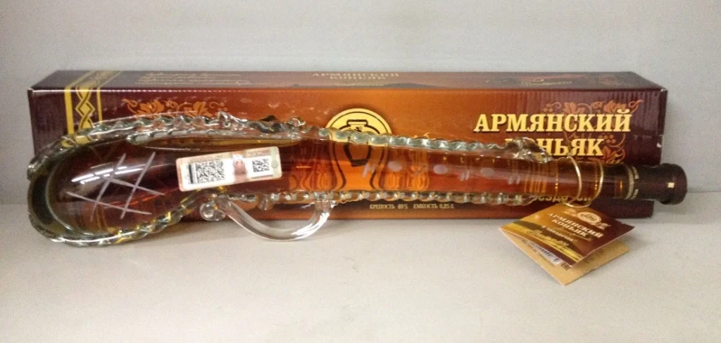 Коньяк Proshyan Brandy Factory Revolver 5 Years Old Прошянский Коньячный Завод Наган 5-летний 250 мл