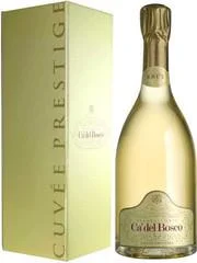 Игристое вино Franciacorta Brut DOCG Cuvee Prestige gift in box  Франчакорта Брют Кюве Престиж в подарочной упаковке 750 мл