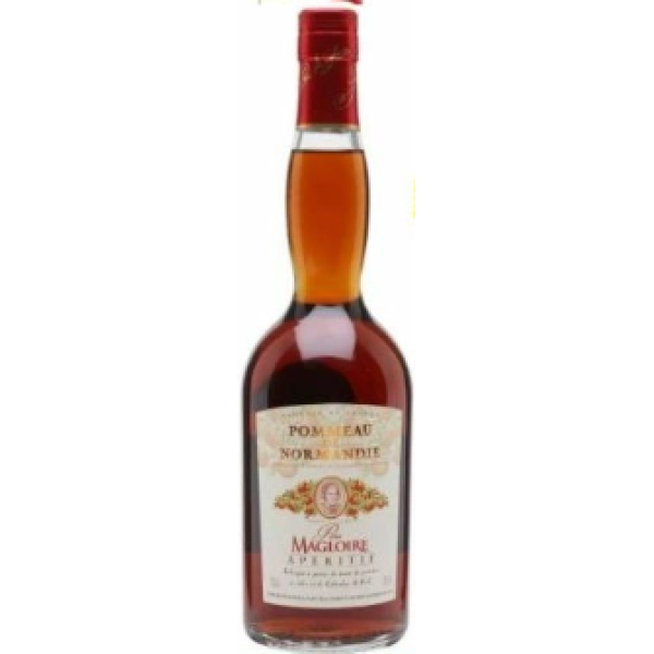 Ликер  Pere Magloire     700 мл