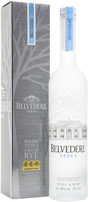 Водка  Belvedere   Бельведер  в подарочной  упаковке  700 мл