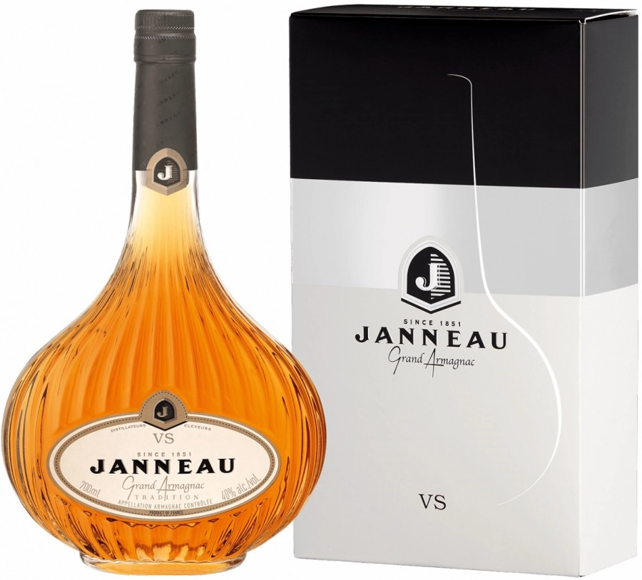 Арманьяк Armagnac Janneau VS   700 мл