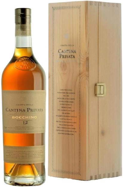 Граппа Bocchino Cantina Privata 18 anni gift box  700 мл