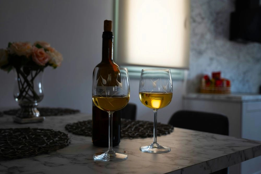 Как удачно выбрать и купить сухое белое вино