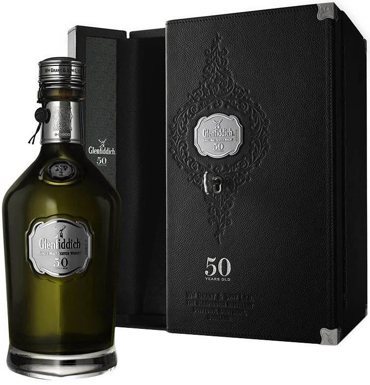 Виски Glenfiddich 50 Years Old, gift box, 700 мл Гленфиддик 50 лет, в подарочной коробке 46%