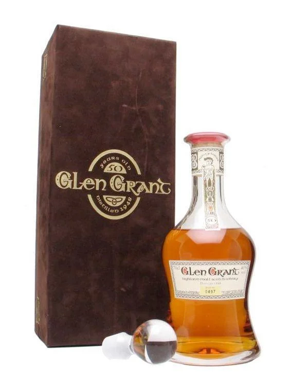 Виски Glen Grant  Sherry Cask, Глен Грант, 1936, 40% 75cl старый розлив хрустальный декантер вдеревянной коробке с хрустальным бокалом  Бутилирован в 86году