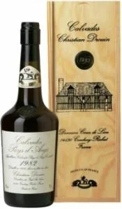 Кальвадос Coeur de Lion Calvados Pays d’Auge 1982 gift box Кер де Лион Кальвадос Пэи д’Ож 1982 в подарочной упаковке 700 мл