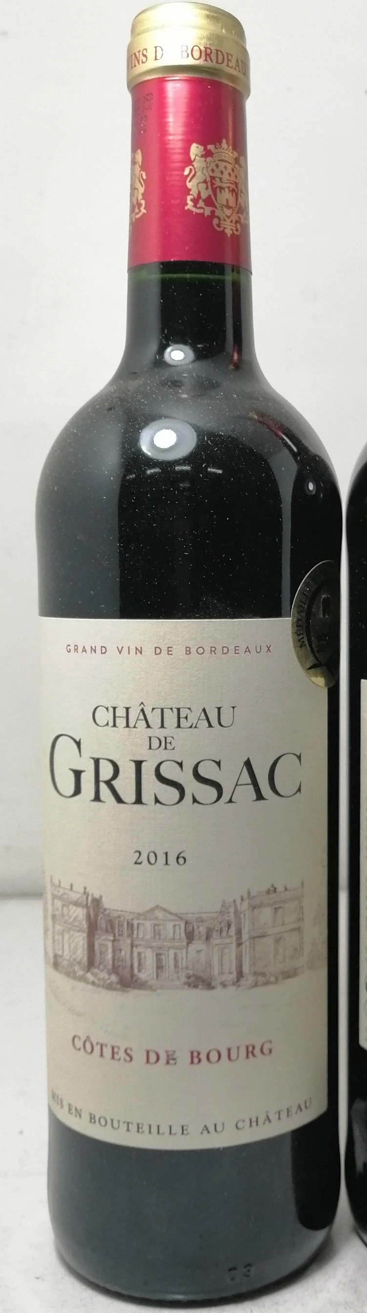 Вино  Chateau de Grissac AOC Côtes de Bourg Шато де Гриссак Кот де Бург красное сухое 750 мл