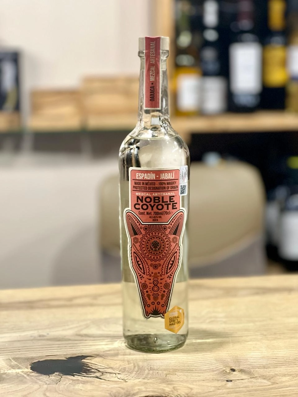 Мескаль Artesanal  Noble Coyote Espadin Jabali  700 мл  44,8 %
