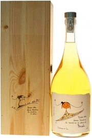 Граппа Distilleria Levi Serafino di Levi Romano Grappa Barolo gift box 42% 1500 мл