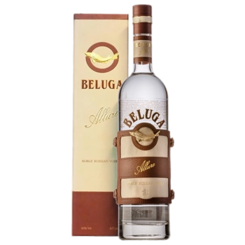 Водка  Белуга Аллюр подарочная упаковка картон  700 мл