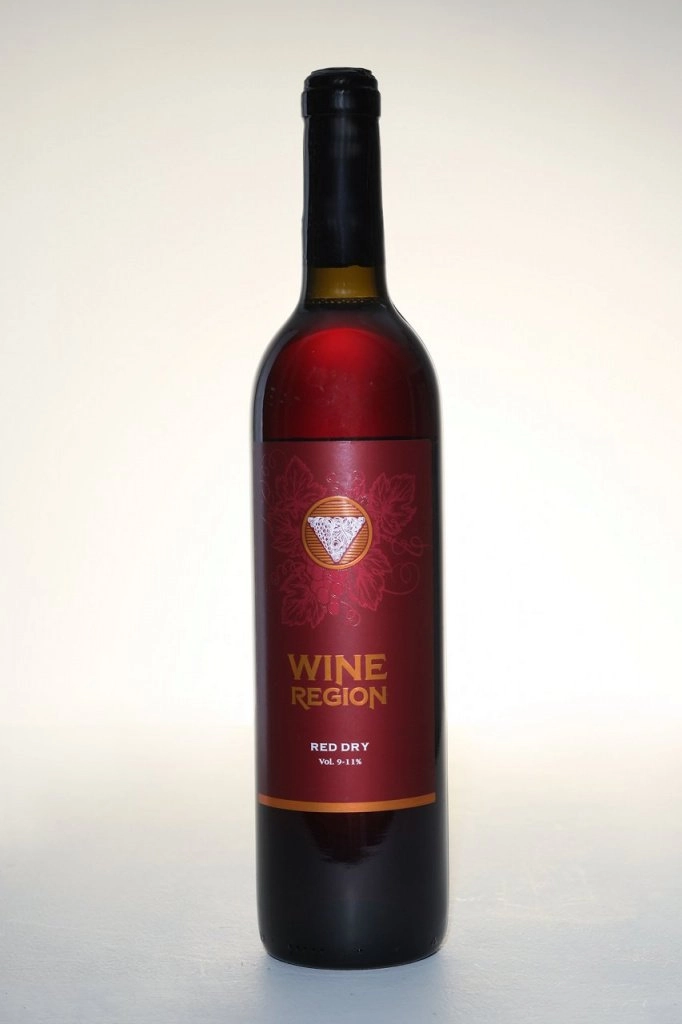 Вино KVKK   Wine Region Винный Регион    красное  сухое  750 мл  9 %