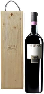Вино Feudi di San Gregorio Taurasi DOCG gift in box  2017 1500 мл