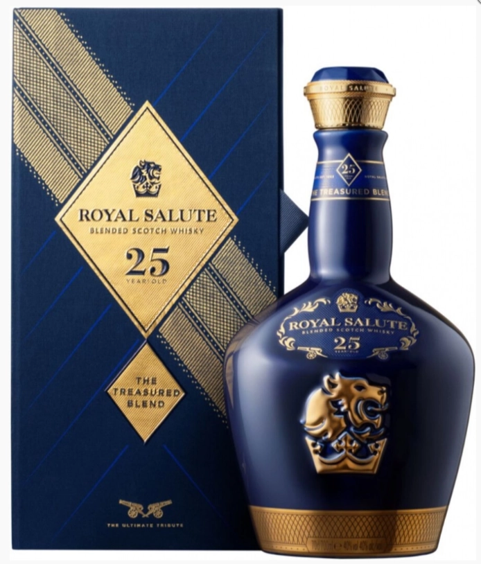 Виски  Chivas Royal Salute 25 Years Old The Treasured Blend gift box 700 мл