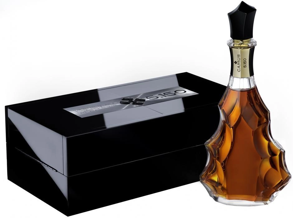 Коньяк Camus Cuvee 5.150  gift box  700 мл