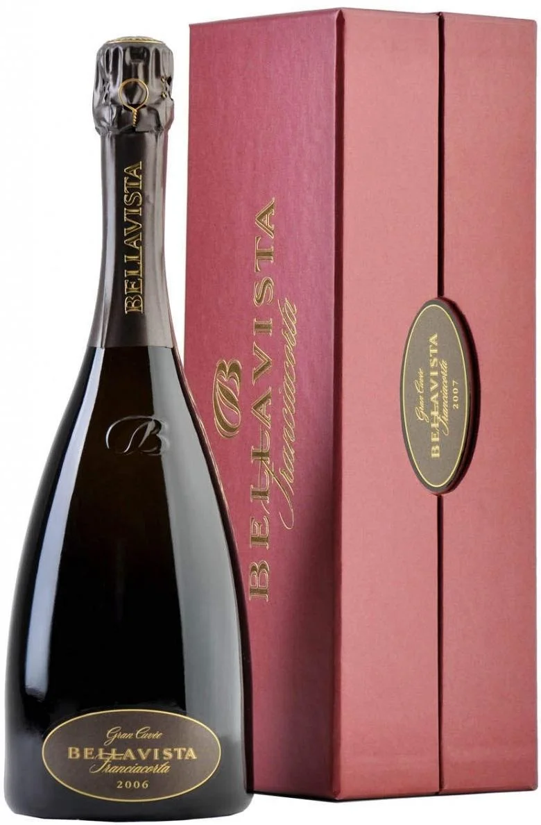 Игристое вино Bellavista Franciacorta Gran Cuvee Brut Беллависта Франчакорта Гран Кюве Брют в подарочной упаковке 2010 750 мл