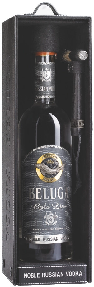 Водка Белуга Голд Лайн Золотая Линия в кожаной подарочной коробке 1750 мл