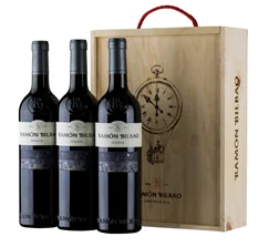 Вино Вино Ramon Bilbao Reserva  Rioja DOC Рамон Бильбао Ресерва набор из 3 бутылок в деревянной упаковке 750 мл