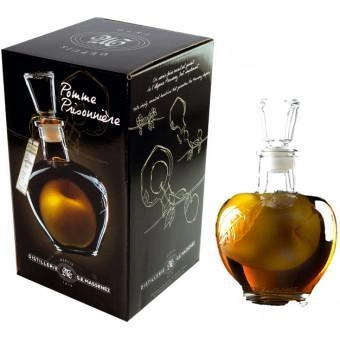 Кальвадос  G.E. Massenez Calvados Vieux Pomme Prisonnière gift box   700 мл