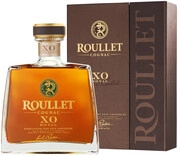 Коньяк  Roullet  XO Royal Fins Bois AOC gift box   700 мл