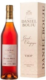 Коньяк Daniel Bouju VSOP Даниэль Бужу ВСОП в подарочной упаковке 700 мл