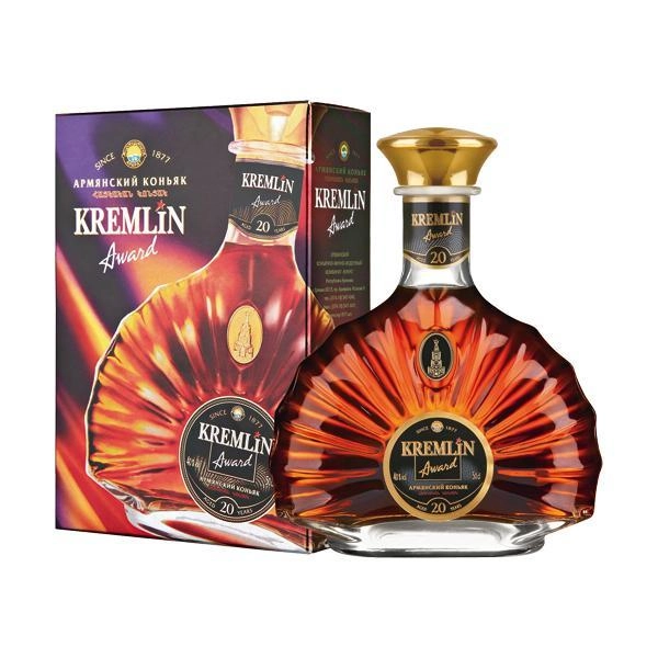 Коньяк Kremlin Award 20 Years Old gift box  500 мл