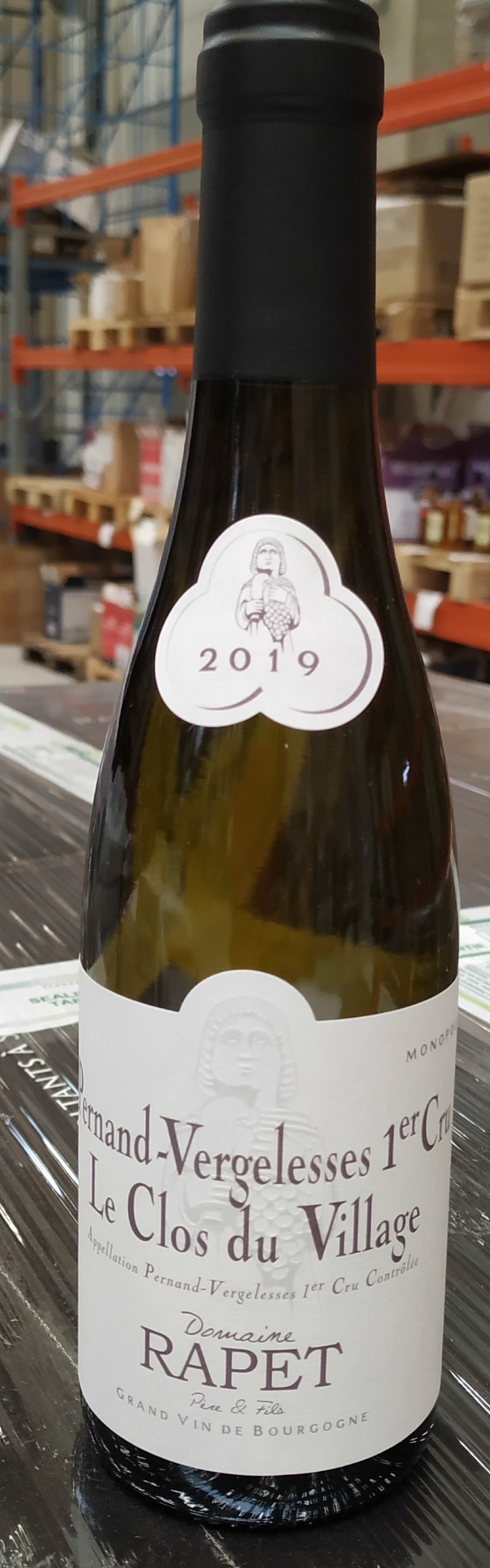 Вино Pernand-Vergelesses 1-er Cru Le Clos du Village Monopole Domaine Rapet  Пернан-Вержелесс  Премье Крю Ле Кло дю Вилляж Монополь 2019 375 мл