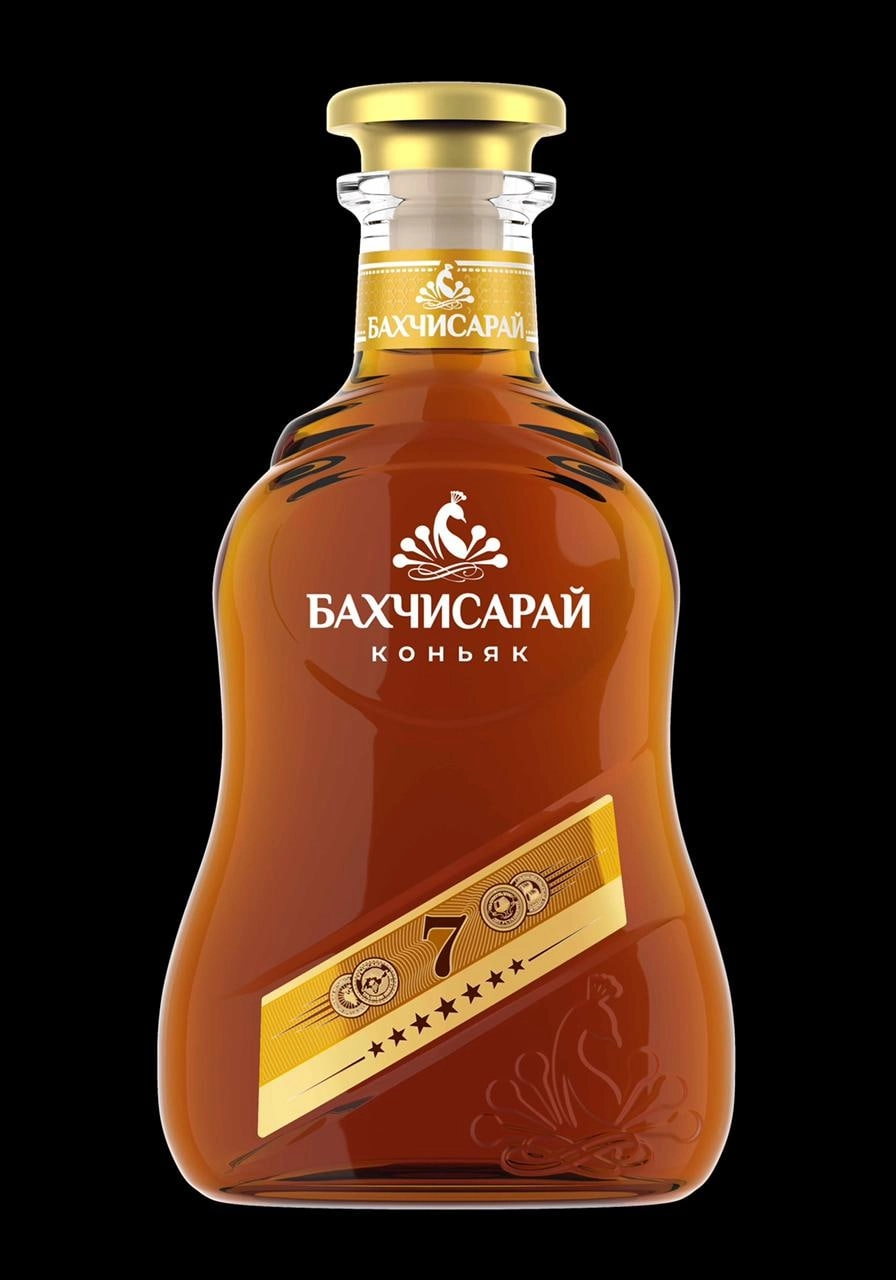 Коньяк  КВЗ  Бахчисарай 7 звезд  500 мл