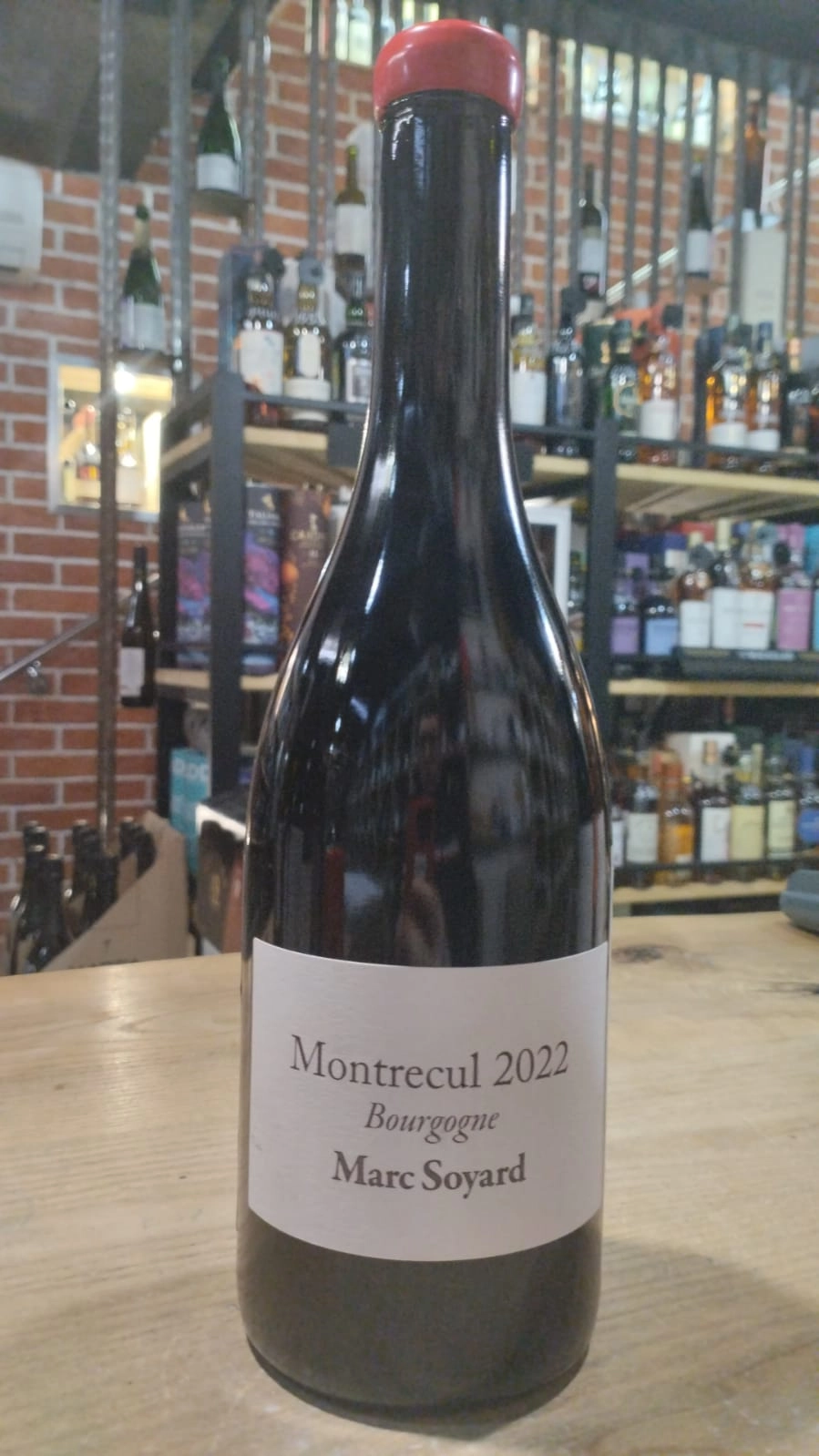 Вино Domaine de la Cras Marc Soyard Montrecul Bourgogne AOC  2022 750 мл 12%