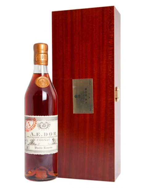 Коньяк A.E.DOR № 7 gift in box  700 мл 42%