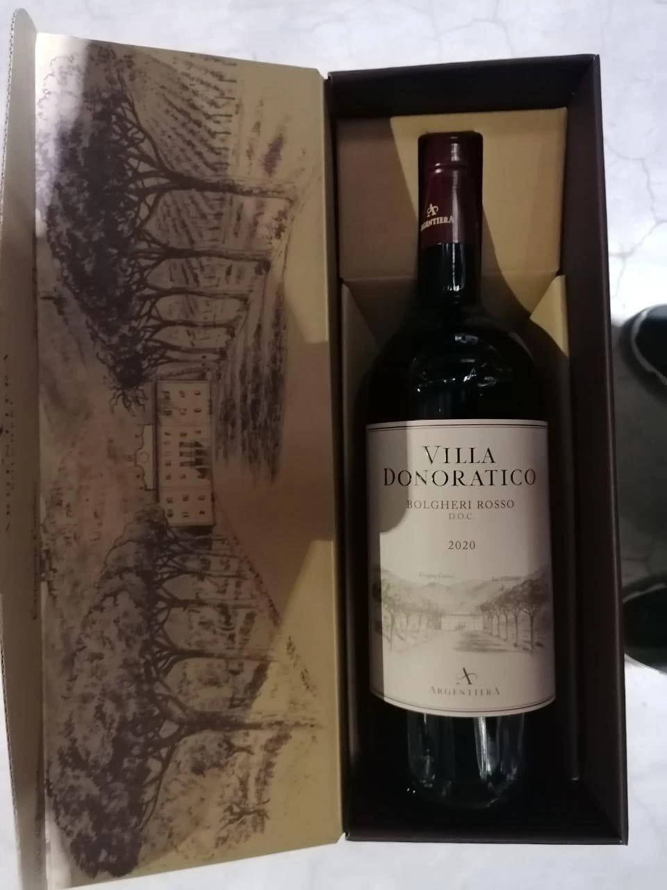 Вино Argentiera   Villa Donoratico gift box 2020 1500 мл