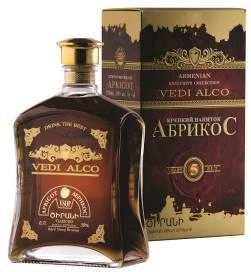 Бренди Веди-Алко   «Абрикос» выдержанный 5 лет в п/у 500 мл