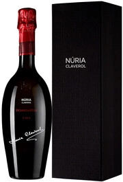 Игристое вино Cava Nuria Claverol Homenatge  gift box  2015 750 мл