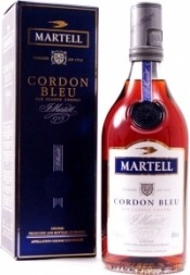 Коньяк Martell  Cordon Bleu  gift box  ( синяя упаковка )700 мл
