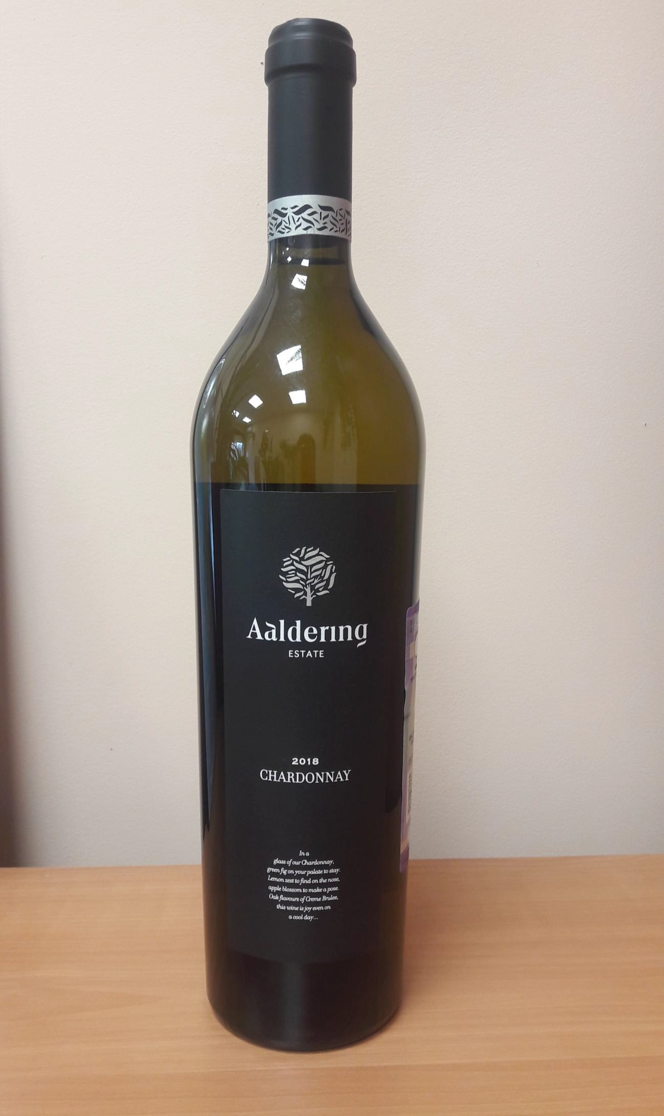 Вино  Aaldering Estate Chardonnay  Аалдеринг Шардоне Эстейт 2018 750 мл