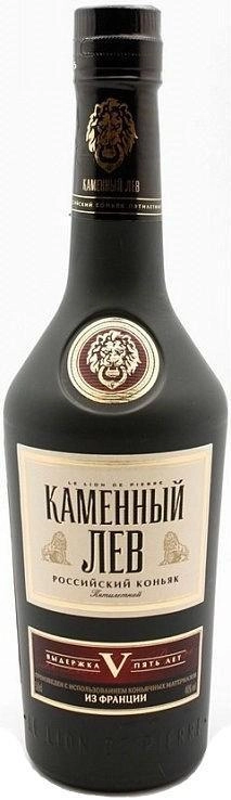 Российский коньяк пятилетний "Каменный лев" 0,7 л 40%
