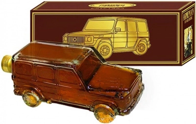 Коньяк Прошянский  Гелик 5 звезд в подарочной упаковке  500  мл