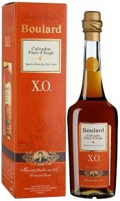 Кальвадос Boulard XO  Pays d'Auge AOC  gift box  700 мл