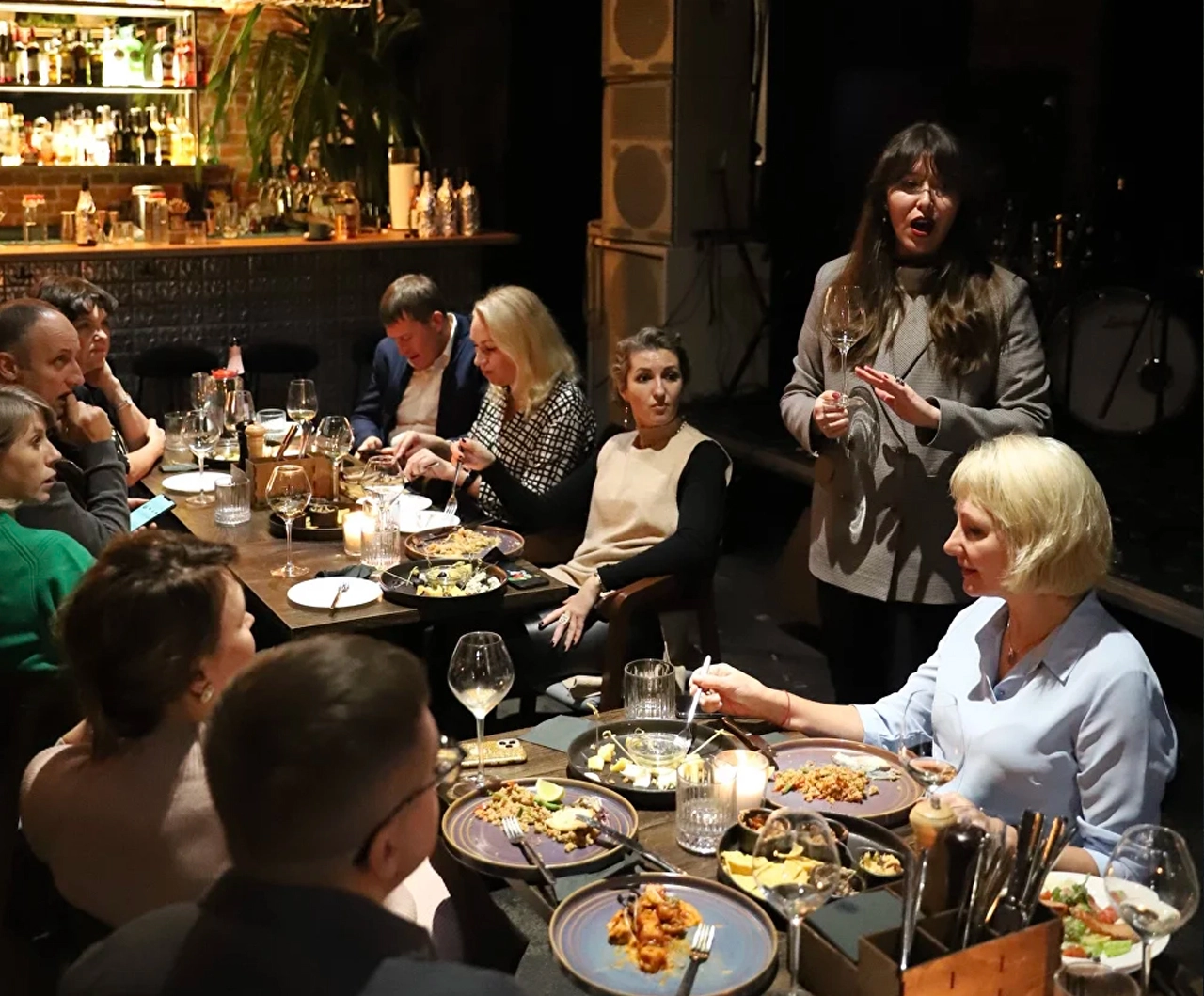 Вино на мировых полотнах