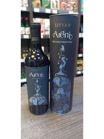 Вино Иджеван Арени красное полусладкое в тубе 750 мл