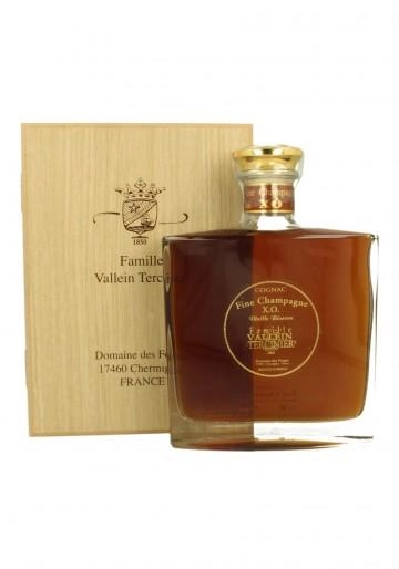 Коньяк Vallein Tercinier Cognac Fine Champagne X.O gift in box Валлейн Терсинье Коньяк ХО Фин Шампань в деревянной коробке 700 мл