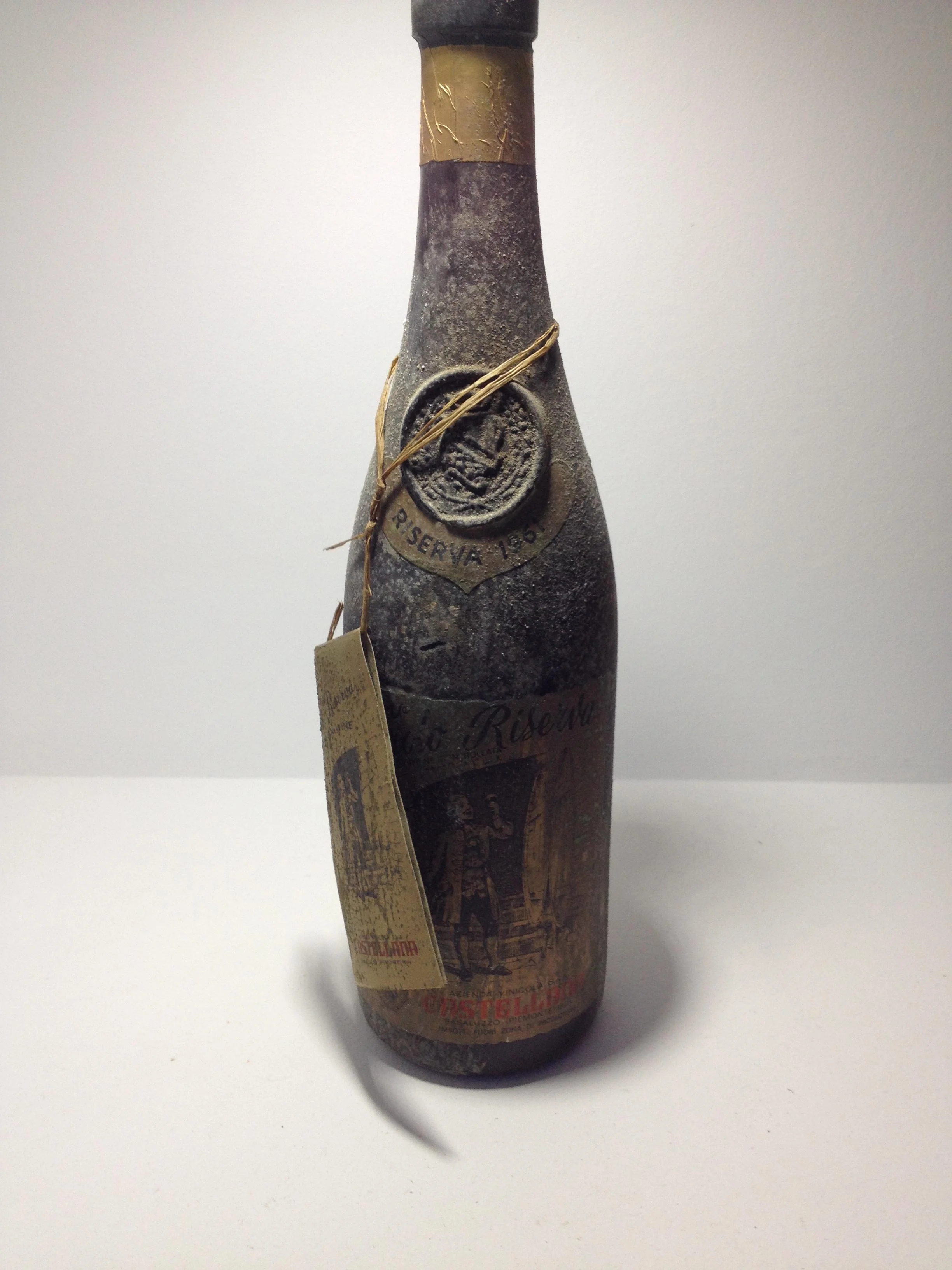 Вино Barolo Riserva Marchesi della Castellana Бароло Ризерва Маркези делла Кастеллана 1961 0,75