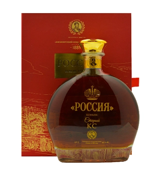 Коньяк  Российский  КС Россия  15лет сувенирный комплект  40% 700 мл