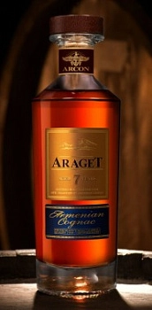 Коньяк Araget 7 years old  500 мл