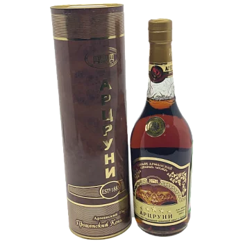 Коньяк  Арцруни  5 лет в тубе     500 мл