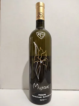 Вино Константина  Дзитоева  Мцване Амфора  2022 750 мл