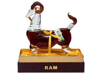 Коньяк   Сапфировый Козел  15 лет   в п/у 750 мл